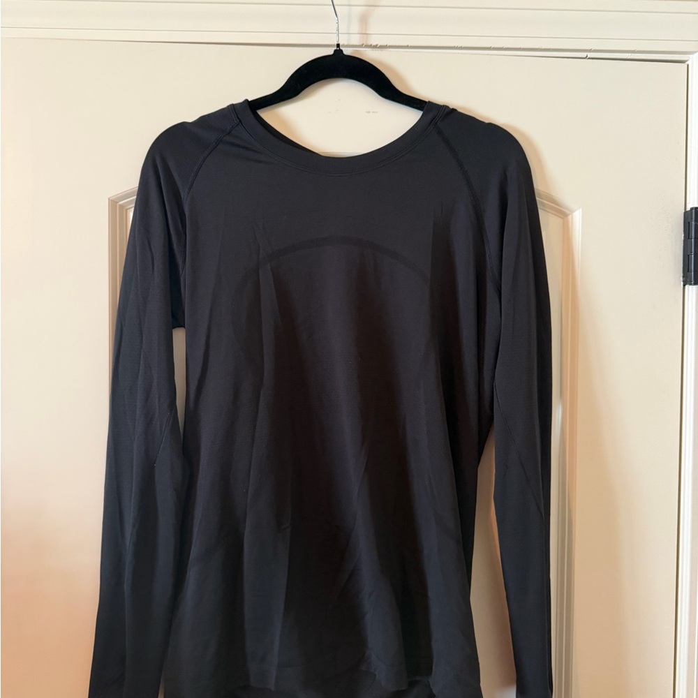 Lululemom Swiftly Tech Black Long Sleeve